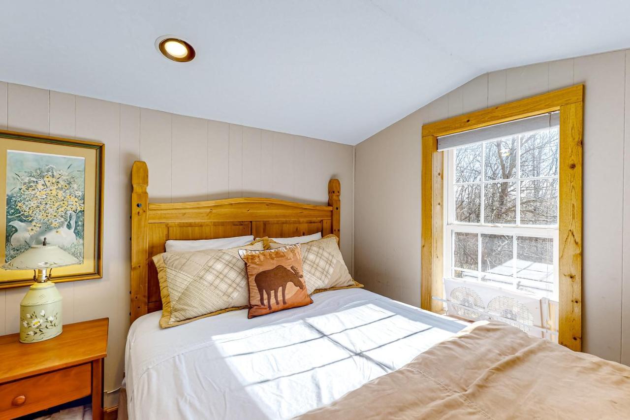 Pine Woods Cabin McHenry Exterior foto