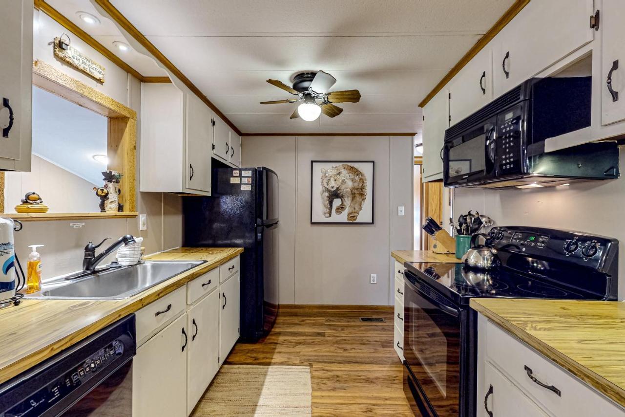 Pine Woods Cabin McHenry Exterior foto